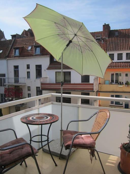 Modernes 1 Zimmer Luxusappartement Kleiner Roland Mit Parkplatz Und Balkon In Bremen Naehe Zentrum Eksteriør bilde